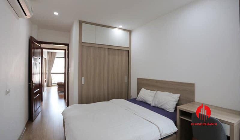 cheap but nice 2 bedroom apartment in tay ho 5