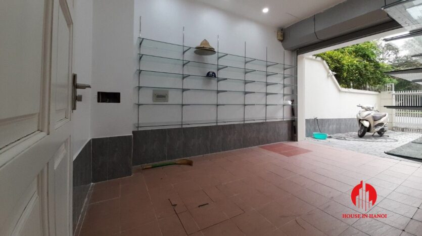 new and large villa for rent in t block ciputra 4