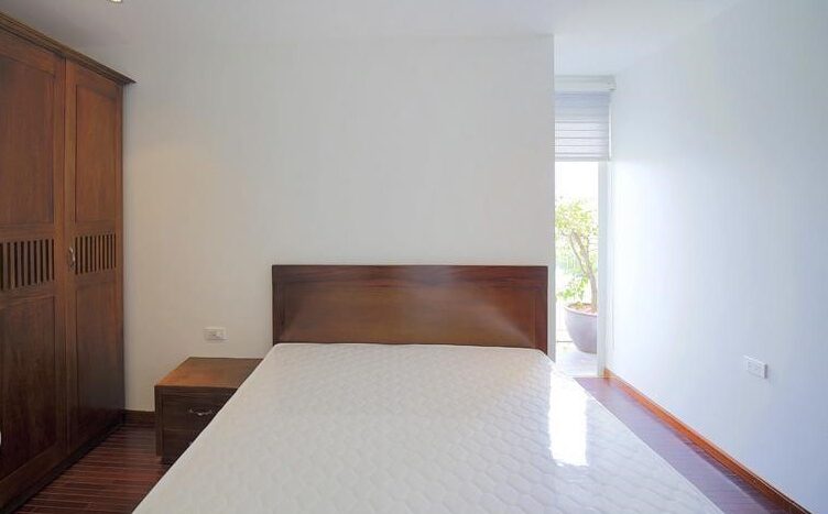 overwhelming 3 bedroom apartment for rent on to ngoc van 22