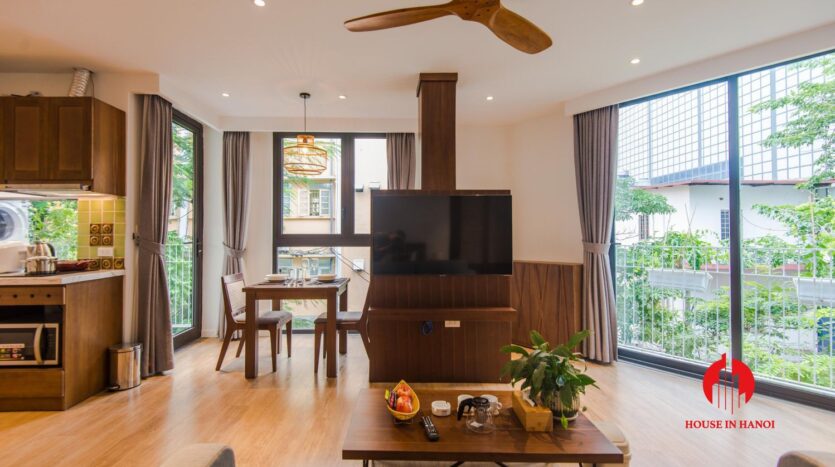 zen style apartment on linh lang ba dinh 10