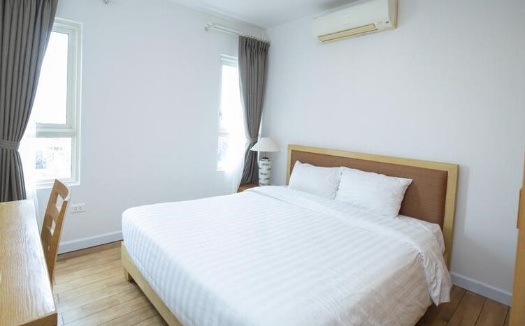 2 bedroom apartment on hang chuoi hoan kiem 7