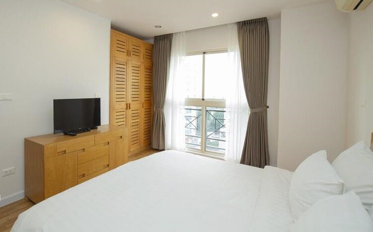 2 bedroom apartment on hang chuoi hoan kiem 9