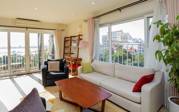 lake view apartment with bbq rooftop in tay ho 1