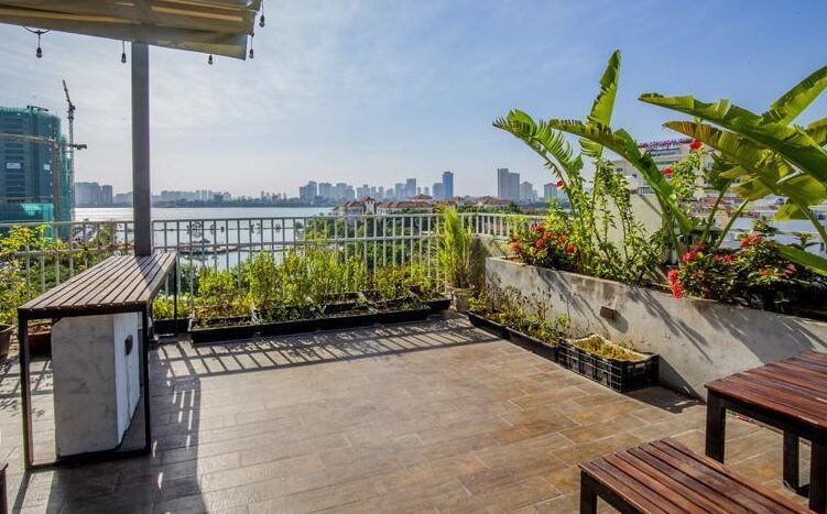 lake view apartment with bbq rooftop in tay ho 30