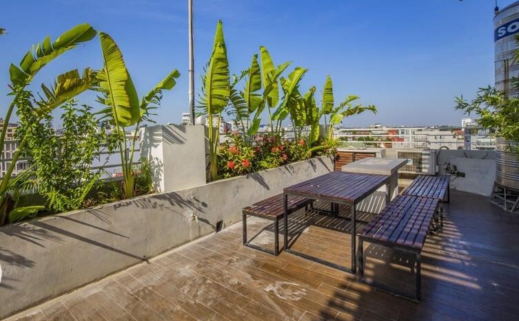 lake view apartment with bbq rooftop in tay ho 31