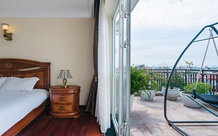 parisian penthouse for rent in tay ho hanoi 9