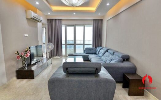 well kept 182m2 apartment in p tower ciputra 10