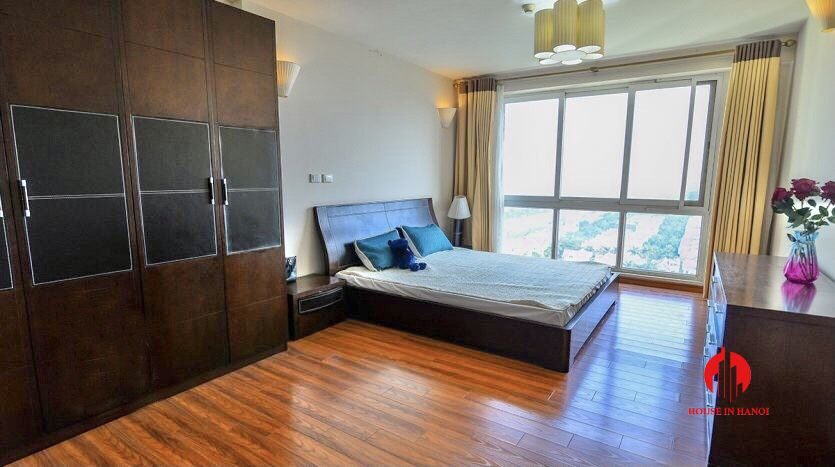 well kept 182m2 apartment in p tower ciputra 2