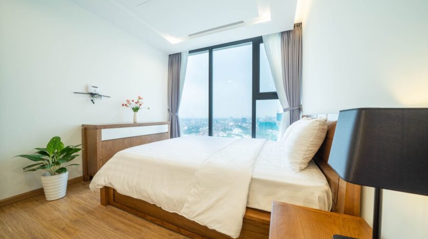 4 bedroom apartment for rent in m3 vinhomes metropolis 5