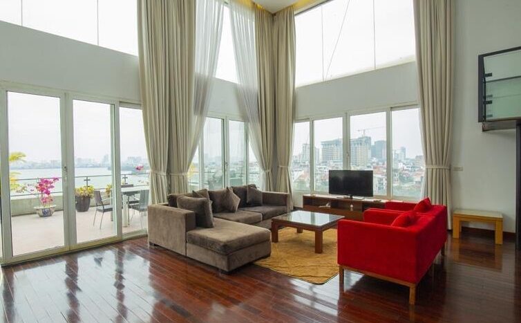 duplex penthouse on xuan dieu tay ho 11