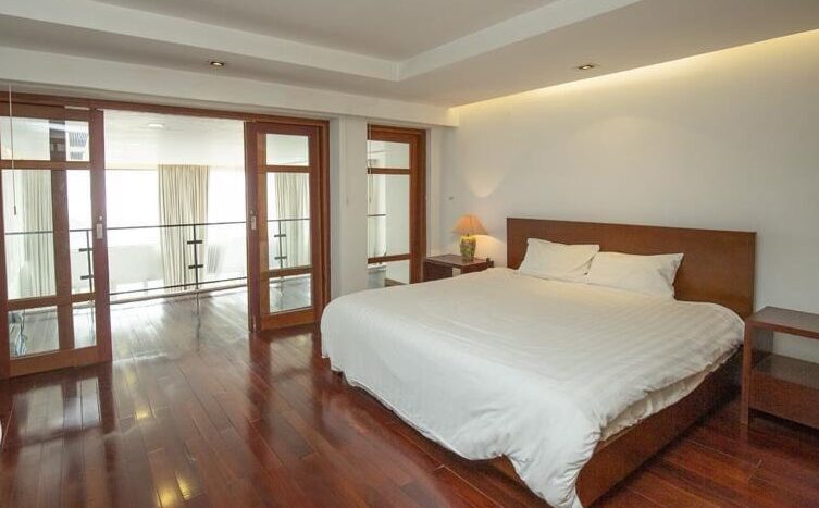 duplex penthouse on xuan dieu tay ho 4