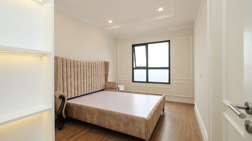 lavish 4 bedroom apartment in kosmo tay ho 26