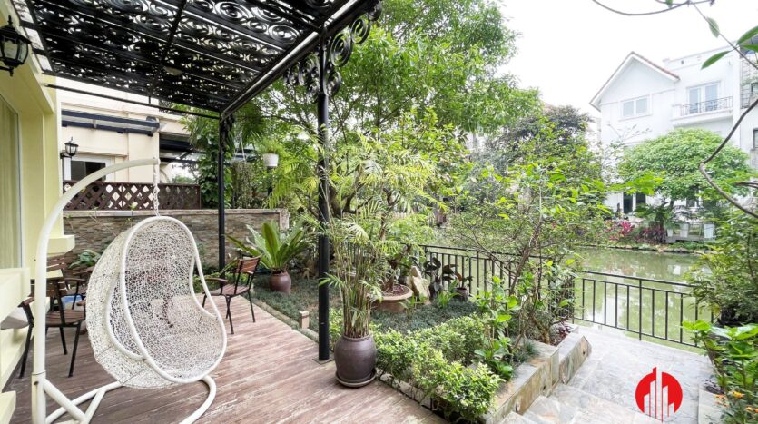 villa for rent in hoa lan vinhomes riverside with basement 1