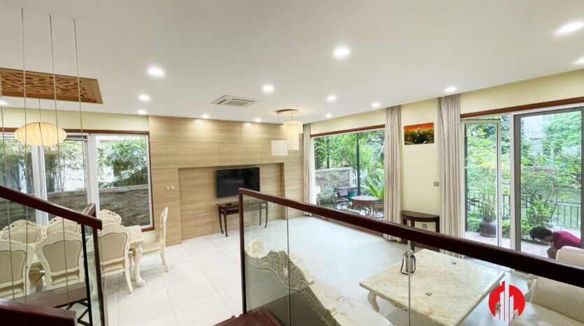 villa for rent in hoa lan vinhomes riverside with basement 11