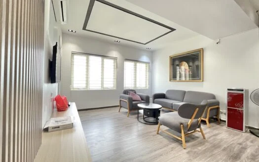 Sparkling 3BRs Apartment for Rent with West lake view near Vo Chi Cong street