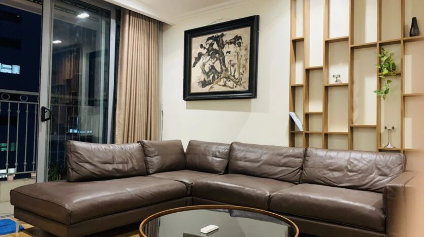 Lovely Full Furnished 3BRs for Rent in Nguyen Chi Thanh street 6