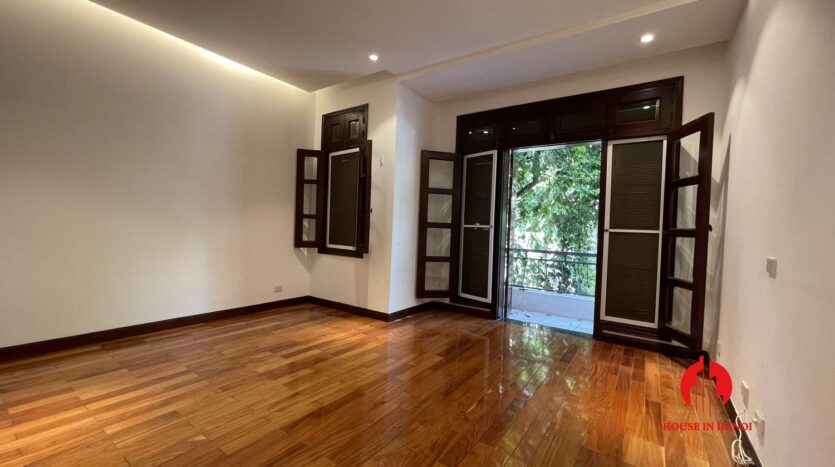 Nicely renovated villa in T7 Ciputra 13