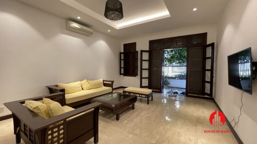 Nicely renovated villa in T7 Ciputra 25
