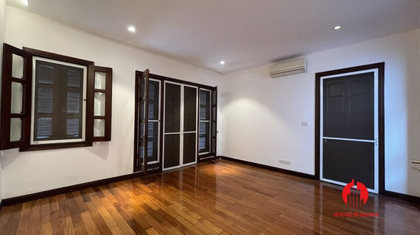 Nicely renovated villa in T7 Ciputra 27