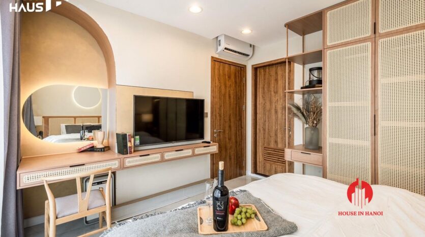 impressive 3 bedroom apartment in le roi soleil 10