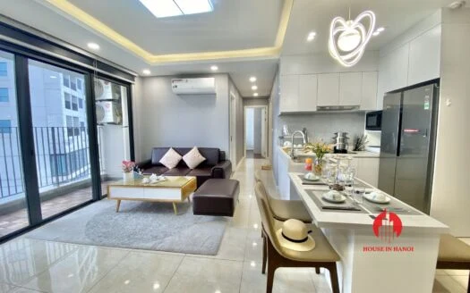 Lake View 3 Bedroom Apartment in Vinhomes D’Capitale Cau Giay