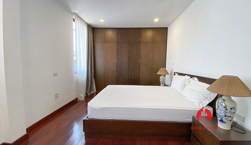 lake view 4 bedroom apartment on dang thai mai tay ho 9 result