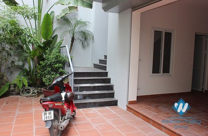 unfurnished pool house for rent on quang khanh quang an 7