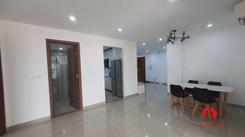simple modern 154 m2 apartment in ciputra the link 7