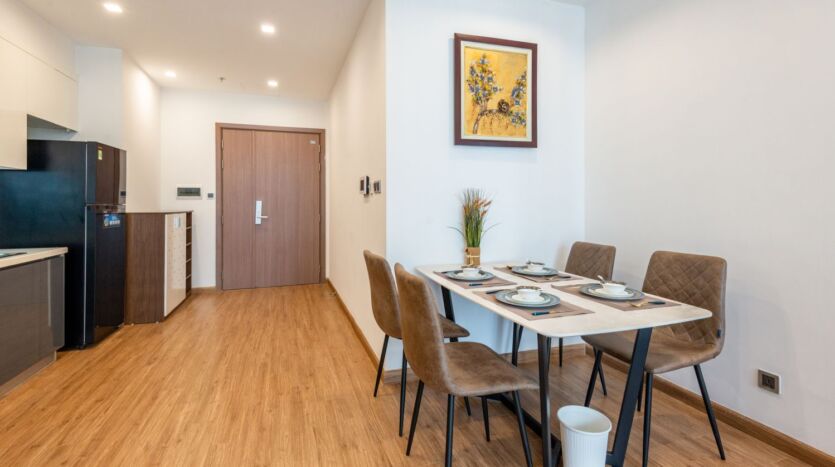 1 bedroom apartment in vinhomes metropolis for short term 5