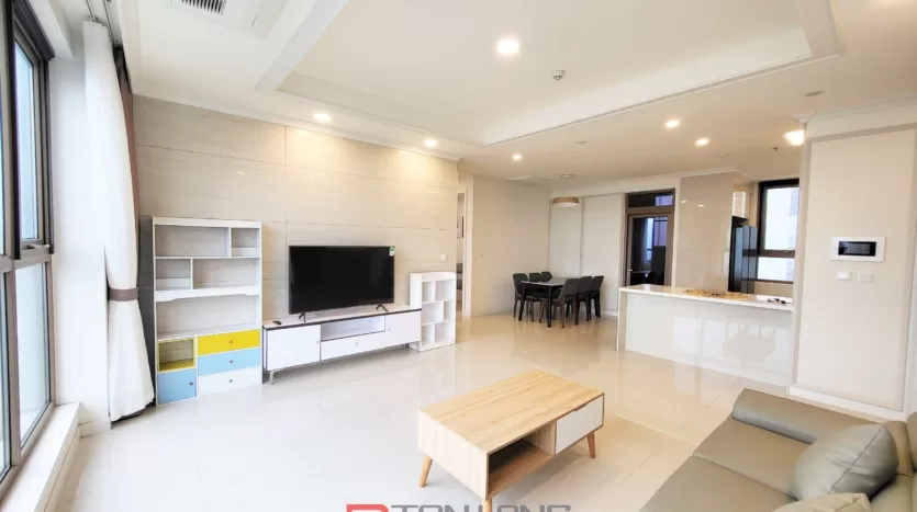 light 3 bedroom apartment for rent in starlake 9