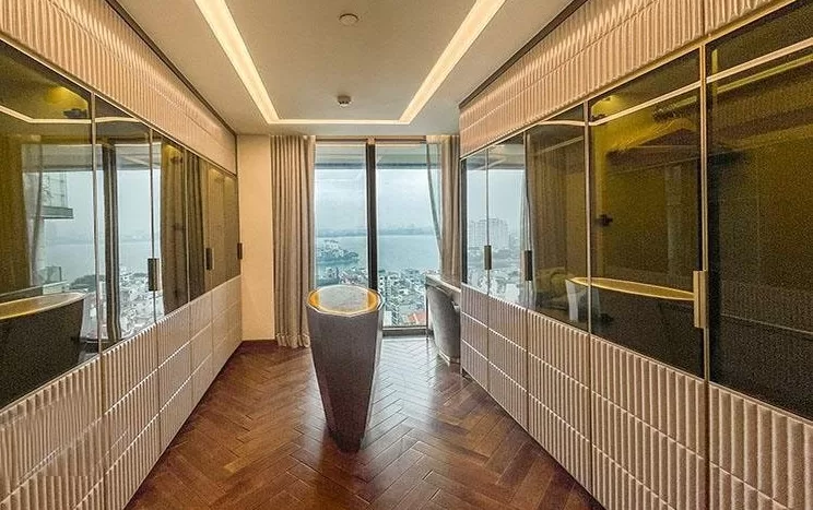 lake view penthouse for rent in the heart of tay ho district 23