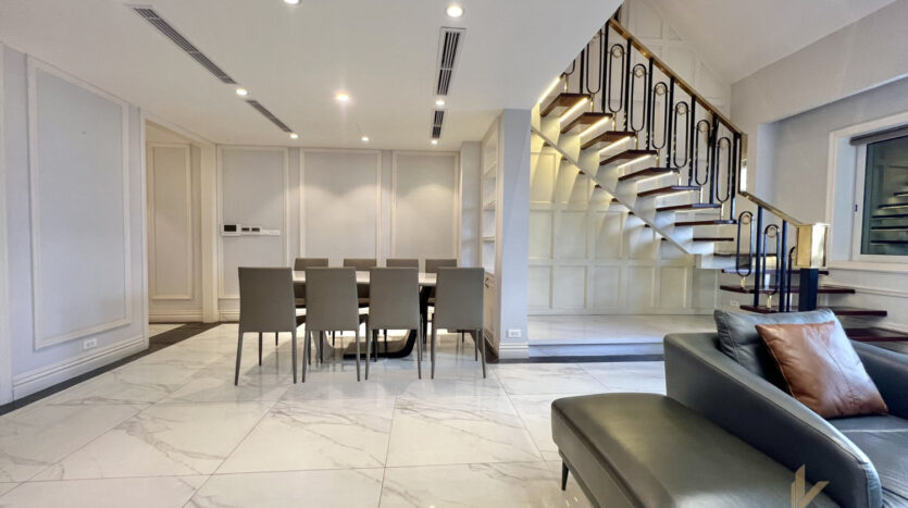 penthouse for rent in e4 ciputra near sis and unis (20)