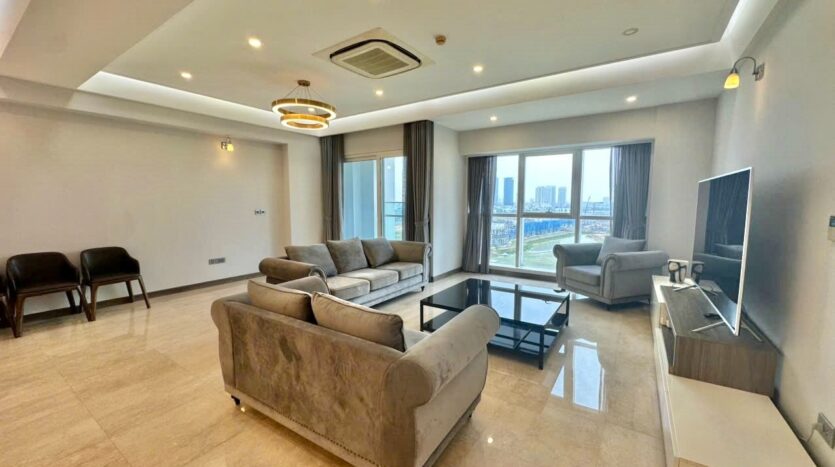 golf view 267m2 apartment for rent in l1 ciputra (4)