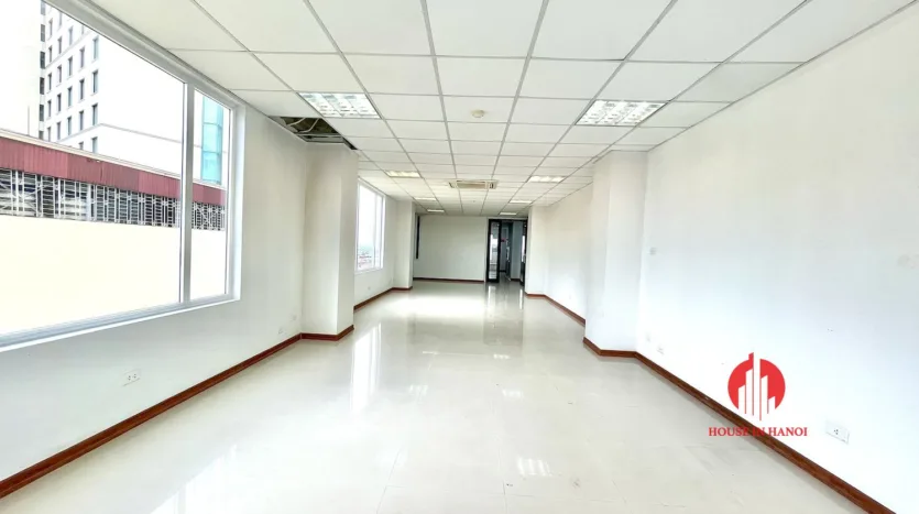 lake view office for rent in Ba Dinh Hanoi (1)