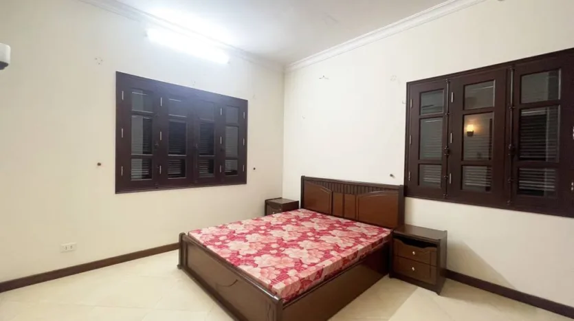 Spacious and affordable villa in C4 Ciputra near international schools (21)