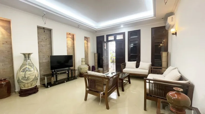 Spacious and affordable villa in C4 Ciputra near international schools (7)