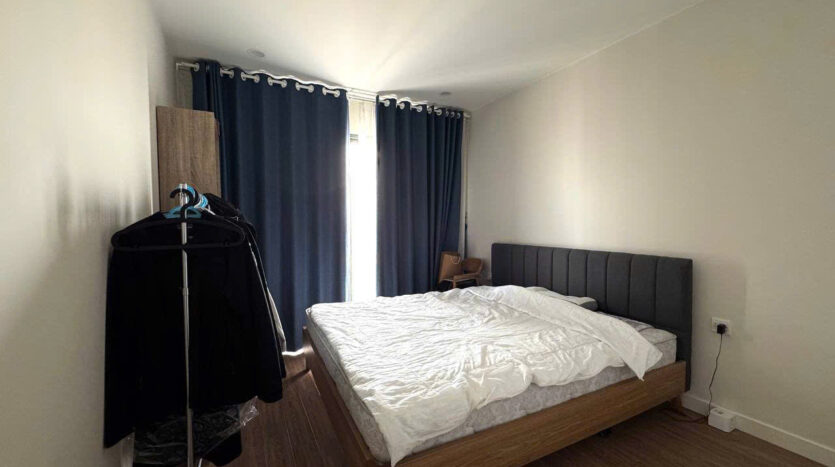 big apartment for sale in kosmo tay ho (2)