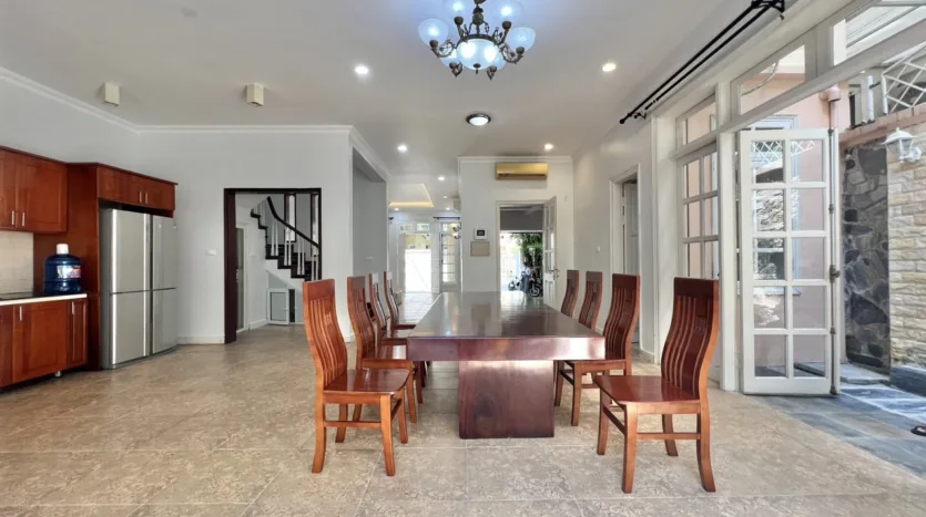 modest villa for rent near unis hanoi (10)