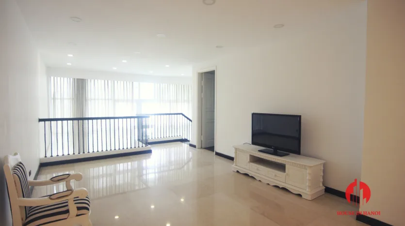 penthouse for rent in P1 Ciputra Hanoi (10)