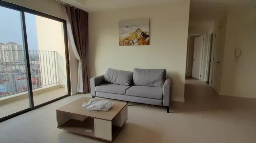 simple large 2 bedroom in kosmo tay ho (1)