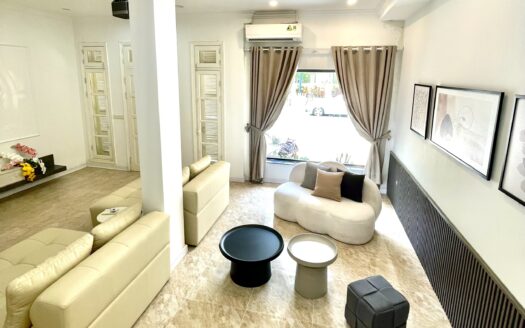 lovely house for rent in t6 ciputra (7)