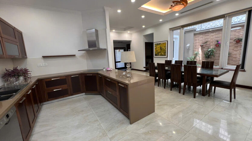 villa in D4 Ciputra near schools (26)