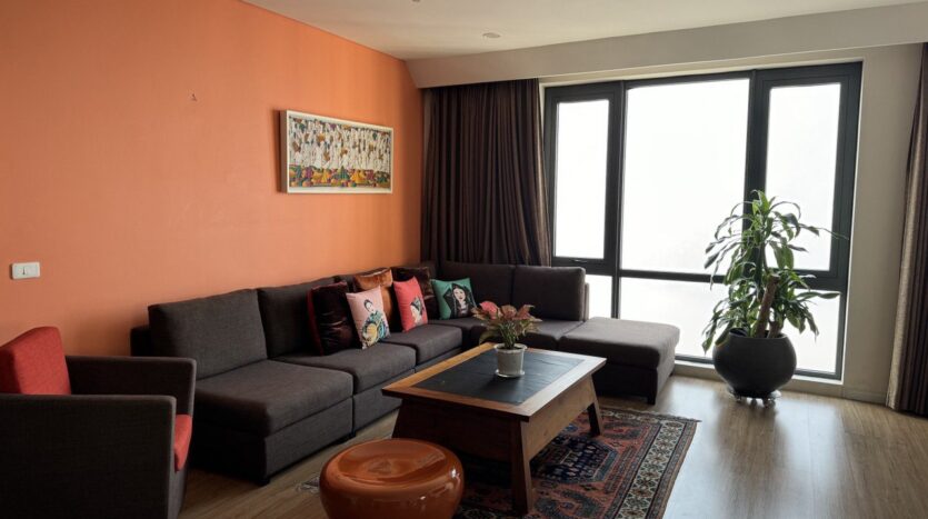 apartment facing Long Bien bridge for rent (9)