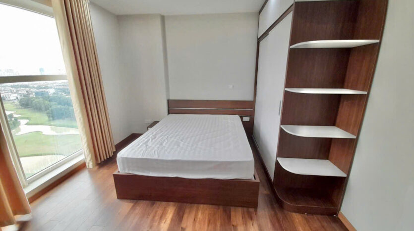 affordable furnished 154m2 apartment for rent in L345 Ciputra (10)