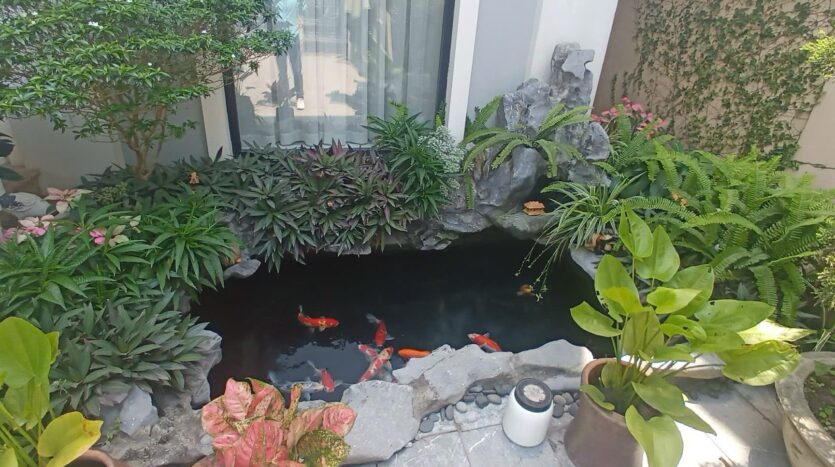 4 bedroom villa for rent in hoa sua 8 vinhomes riverside (14)