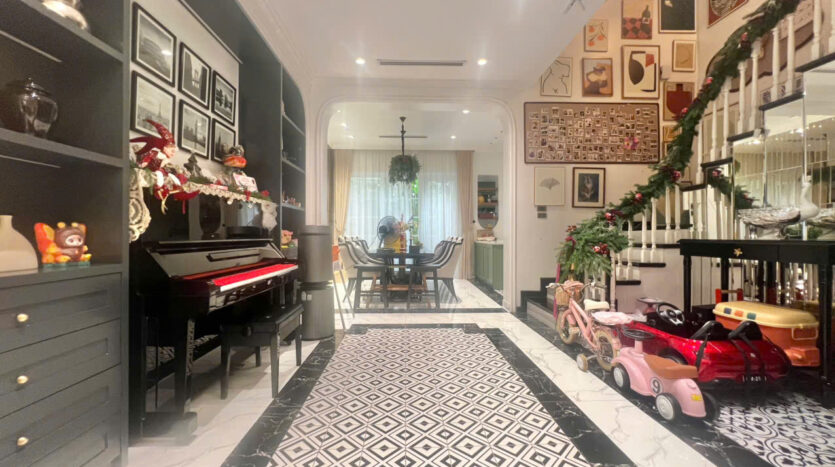 fresh villa for rent in ciputra c block (12)