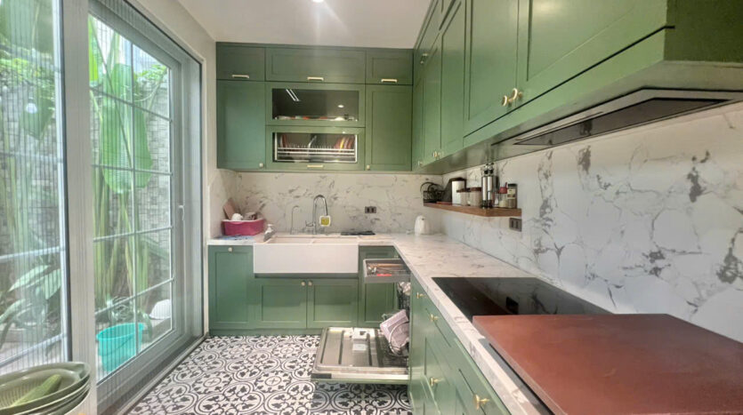 fresh villa for rent in ciputra c block (2)