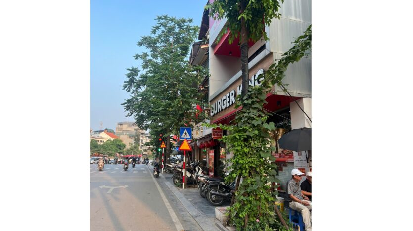 street front house for rent on xuan dieu tay ho (1)