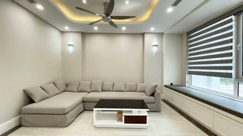 villa with basement for rent in ciputra (10)