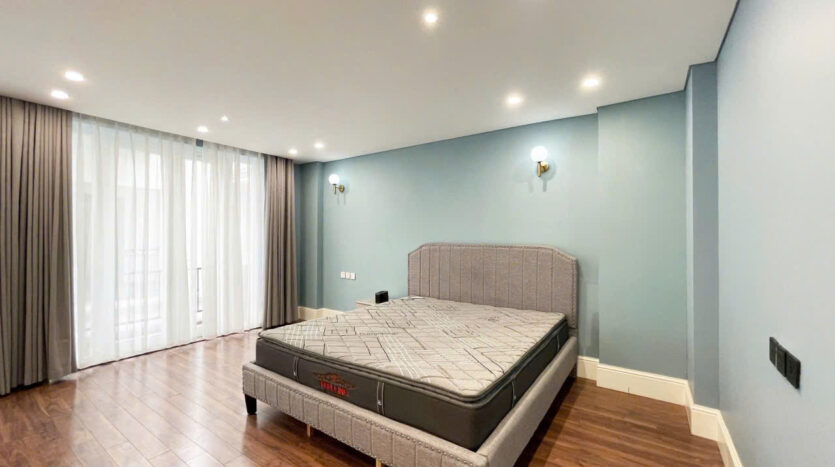 villa with basement for rent in ciputra (28)